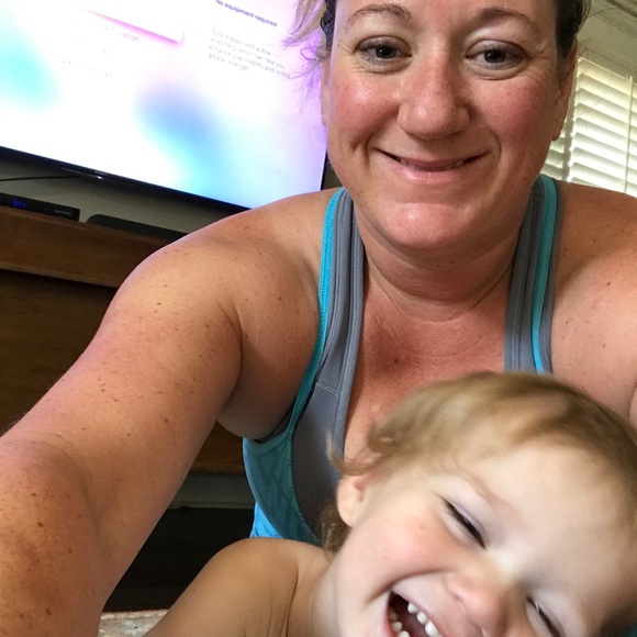 Meet your Posher, Kelly - Picture 5 of 8